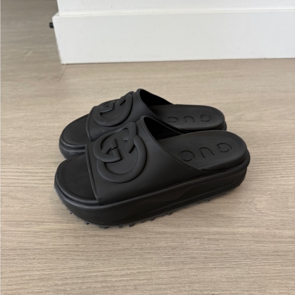 Authenticc Gucci black slides 36 - Picture 4 of 7